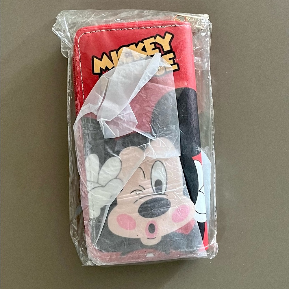 Mickey Mouse Wallet - Picture 4 of 4